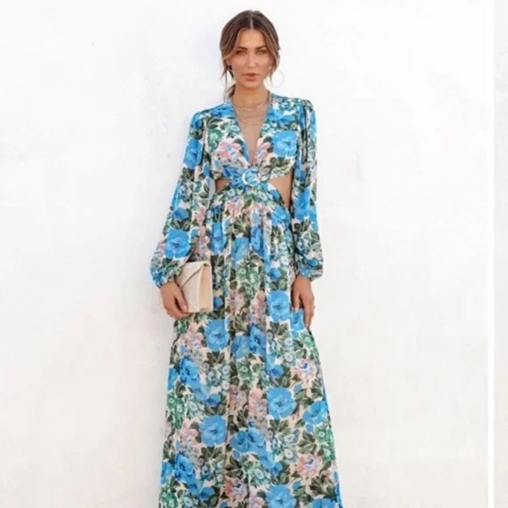 Lush Floral Cut Out Maxi Dress Size Medium